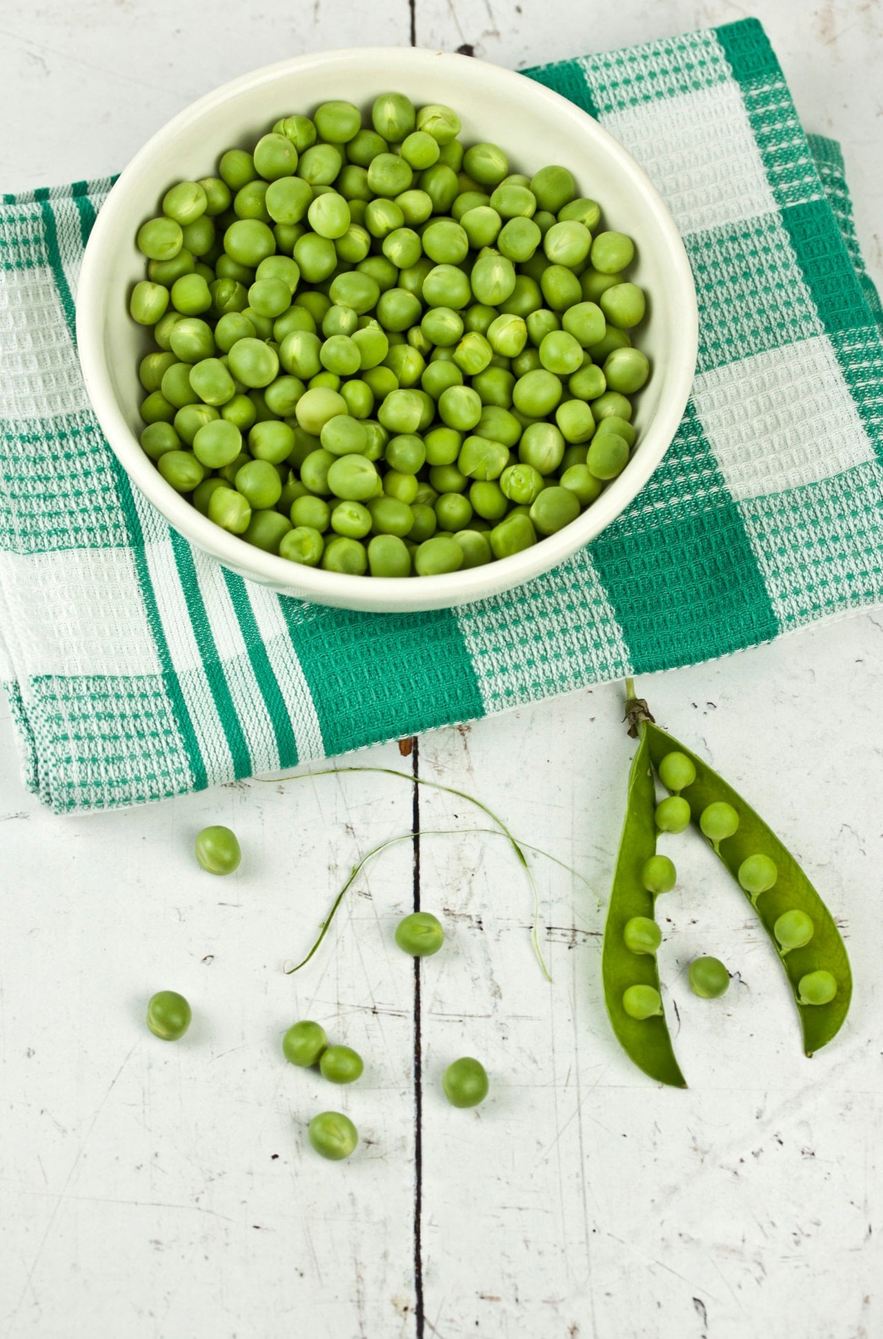 bowl of green peas