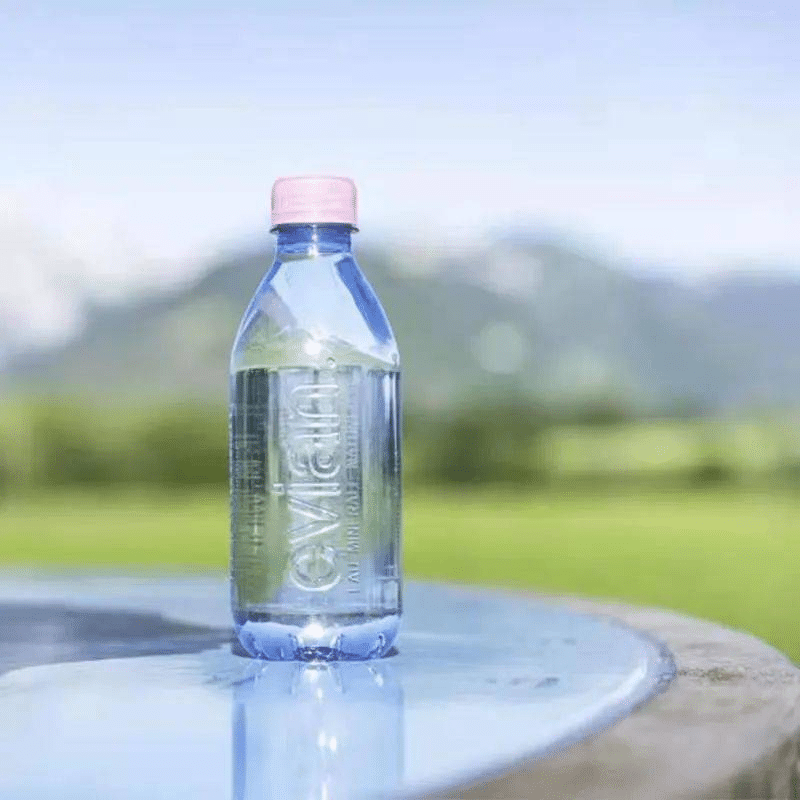 Evian launched label-free bottle - food tech news in Asia