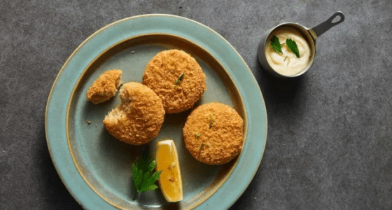 Beyond Meat has launched crispy fried plant-based crab cakes in China/food tech news Asia