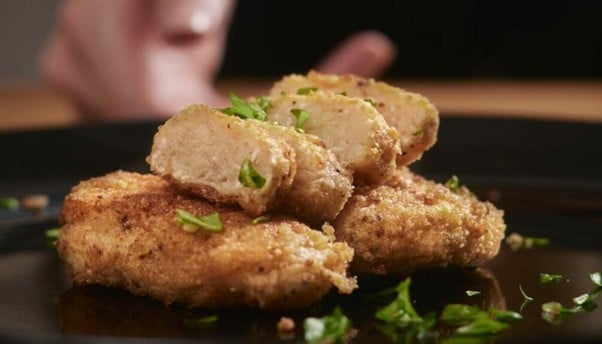 GOOD Meat Begins theWorld’s First Retail Sales of Cultivated Chicken/ food tech news Asia